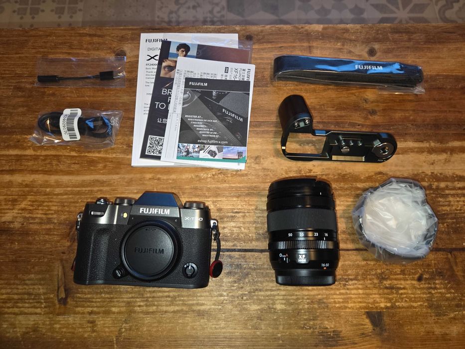 Fujifilm X-T50 Graphite Kit cu Obiectiv 16-50mm f/2.8-4.8