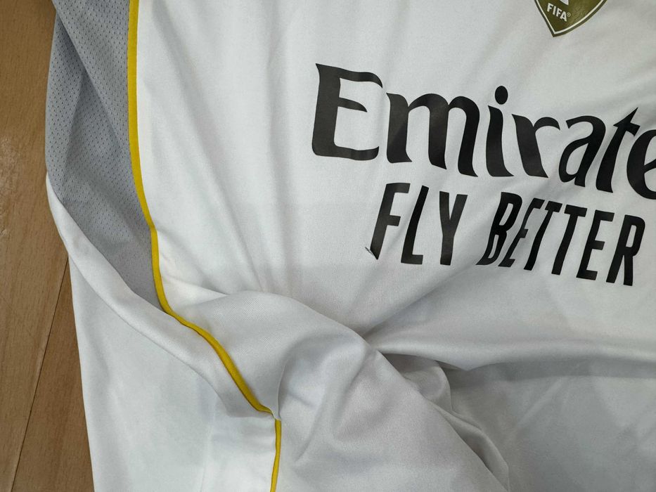 Реал Мадрид adidas Real Madrid тениска с дефект.