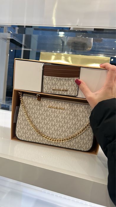 Оригинални обувки и чанта MICHAEL KORS
