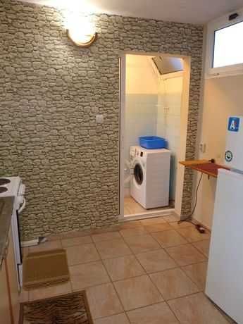 Дава се под наем Етаж от къща в Бургас, Лазур - 65 кв.м за 190 € - Снимка #5