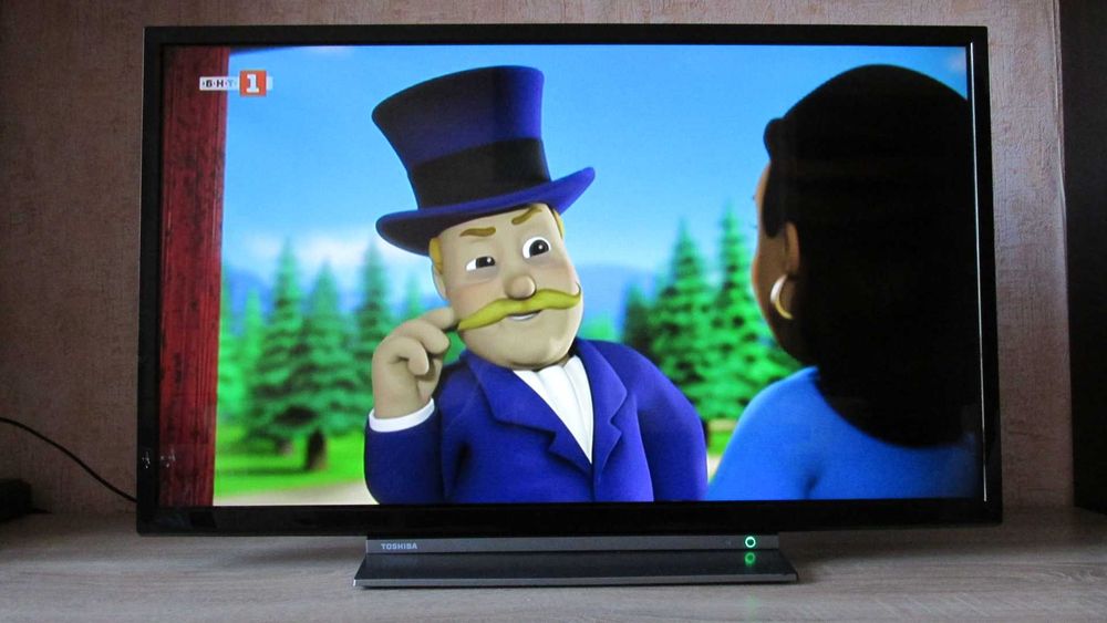 32 инча Tochiba със SMART и Wi-Fi