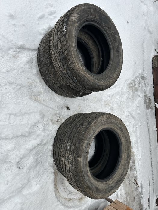 Зимняя шипованная резина Federal 285/60/18