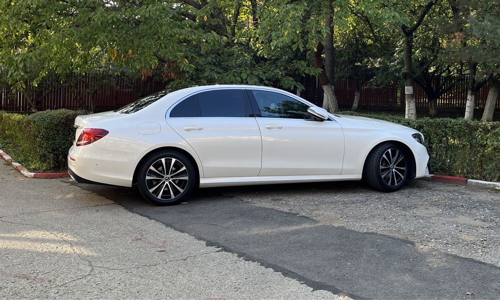 Mercedes E Class W213 AMG,10/2017 Alb Perlat