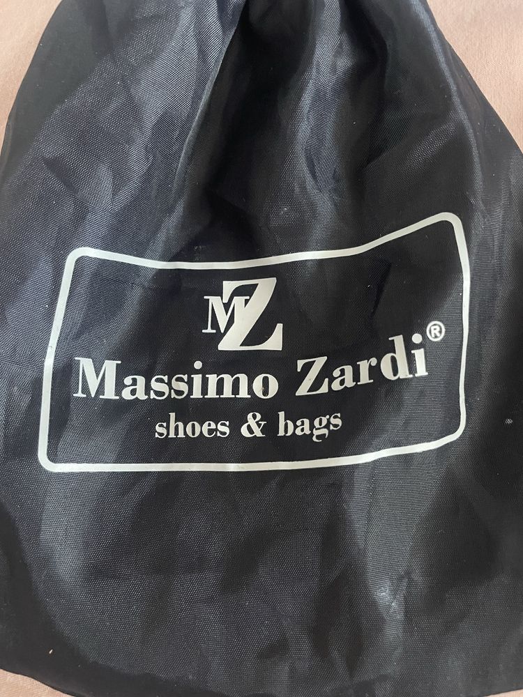 Нов ключодържател massimo zardi и чанта