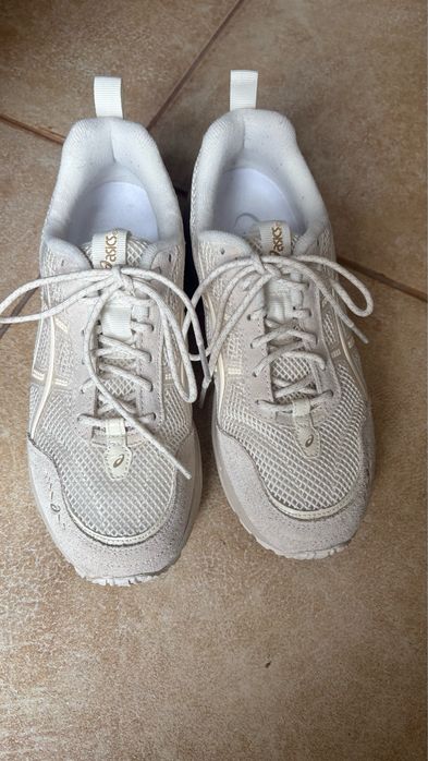 Tenesi Asics 1090v2 NOI