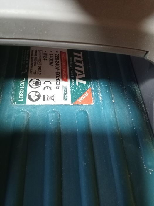 Промышленный пылесос Total TVC 14301