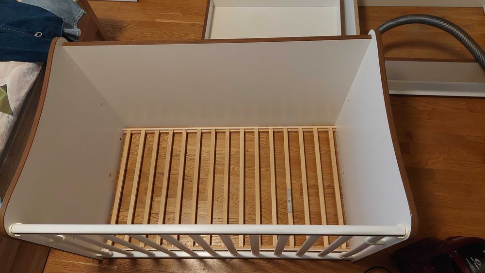 Трансформираща бебешка кошара/легло/бюро Lorelli Trend Plus + матрак