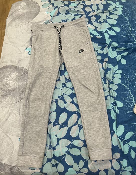 Nike tech долнище 15-16г.