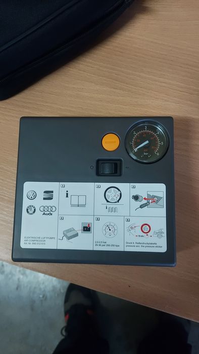 Компресор за помпане на гуми