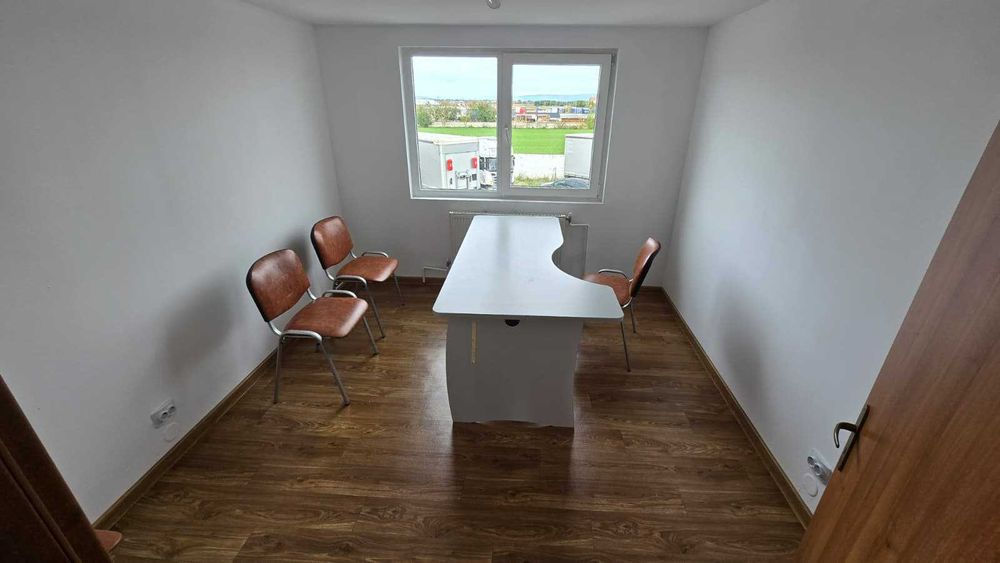 Închiriez spații pentru birouri – Calea Feldioarei 80, Brașov