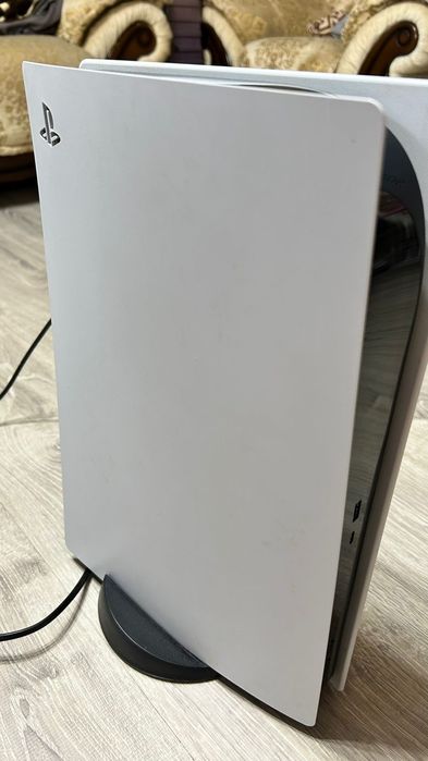 Продам PlayStation 5