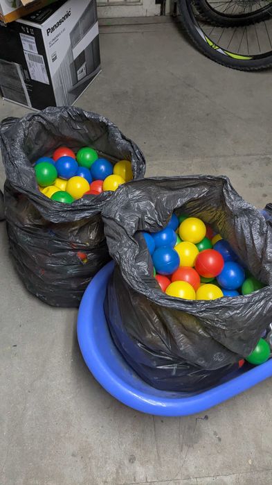 Топки за басейн / кошара