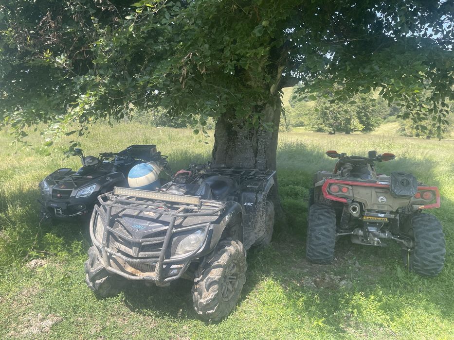 Atv dinli 800cm in stare foarte buna de fuctionare merge foarte bine