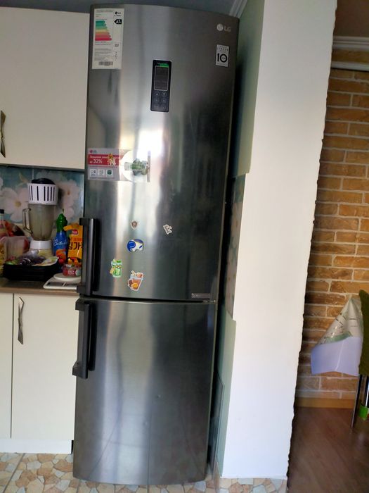 Холодильник бу LG