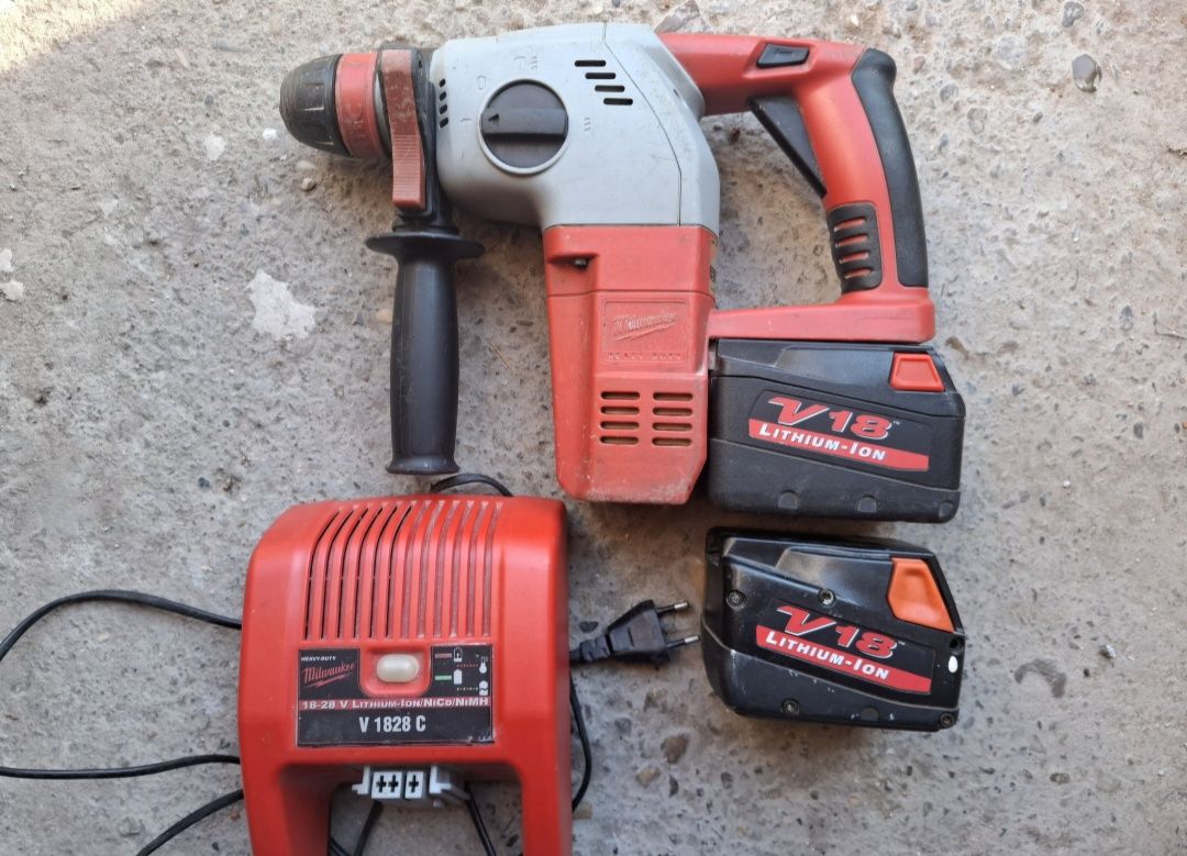 Milwaukee V18 HX перфоратор