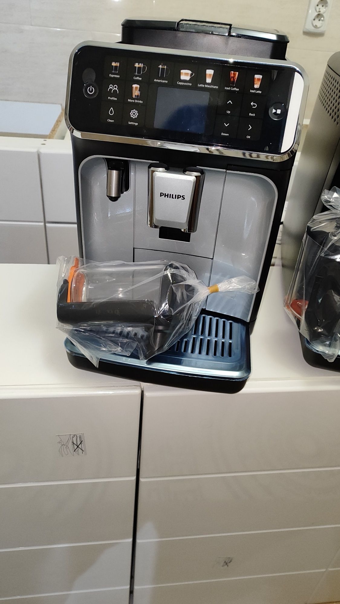 Espressor automat Philips seria 5500 2xfiltru aquaclean bonus