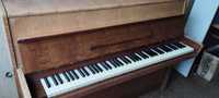 Старо пиано petrof