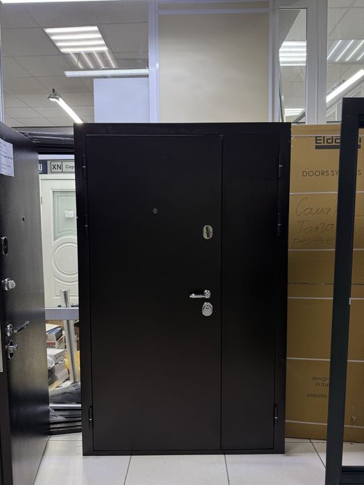 Дверь подъездная. Двери в подъезд. Изготовление дверей в подъезд