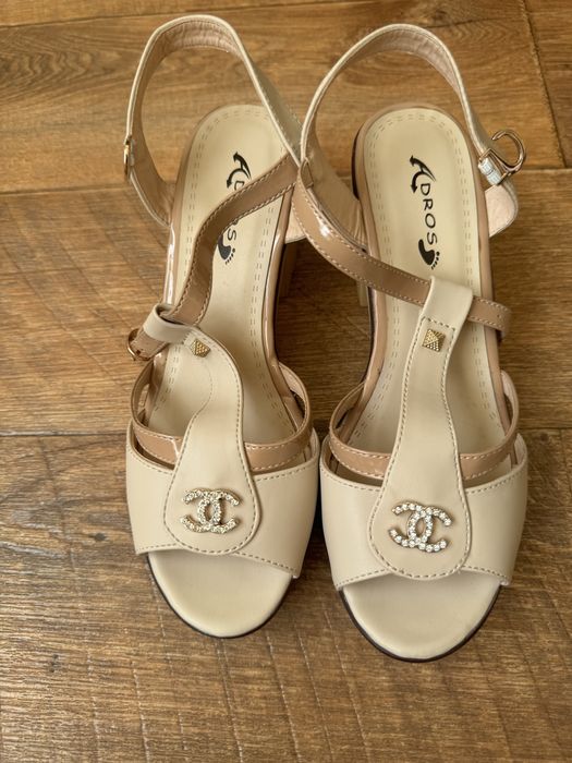 Женская обувь новая