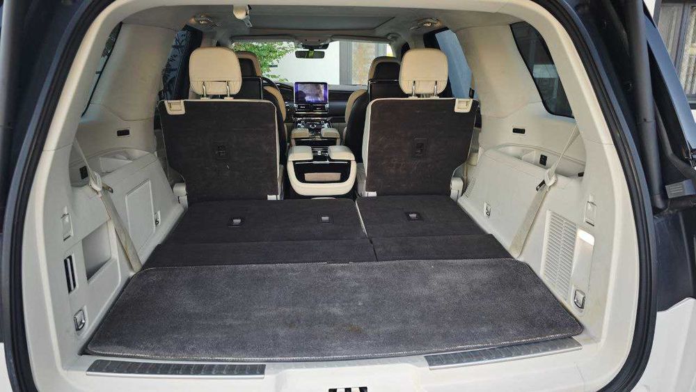 Lincoln Navigator 3.5 AT 4WD Black Label, цвет салона "Шале"