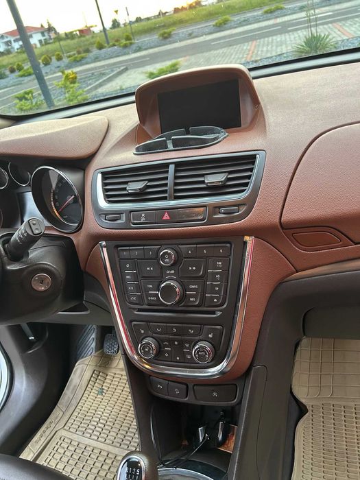 vand Opel Mokka - 4x4, volan si scaune incalzite