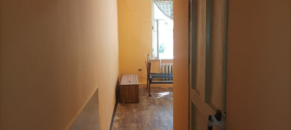 Срочно продается квартира на паркенском базаре 2/1/3