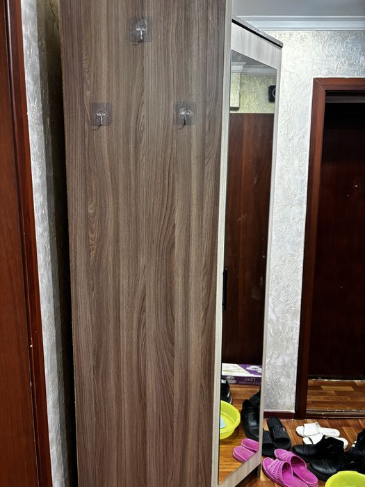 Шифоньер угловой