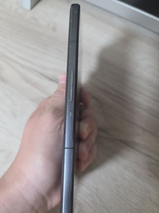 Vând telefon Poco F4 Gt