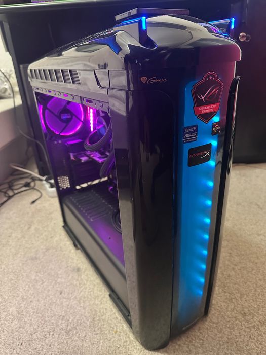 Unitate PC cu procesor Ryzen 1800x