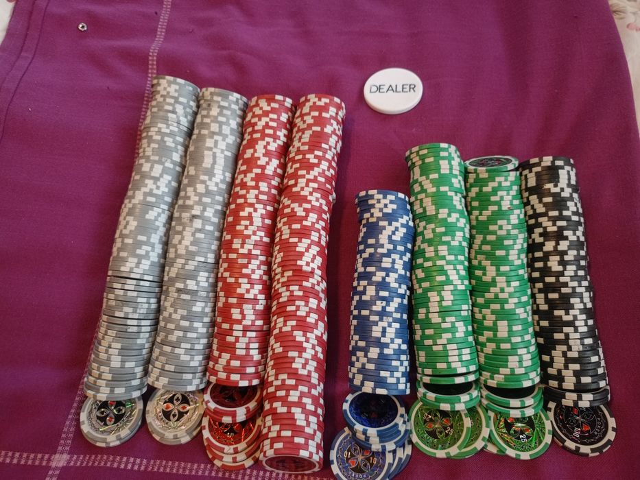 Покер чипове, различни видове