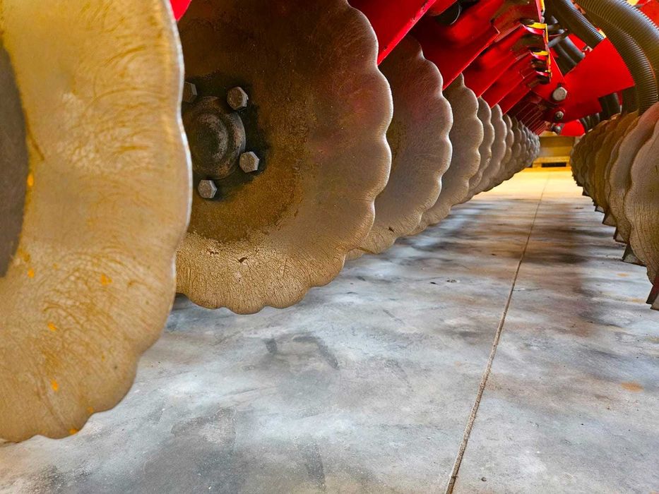 Semanatoare Vaderstad Rapid 400 C an 2018 cu fertilizare discuri Kuhn