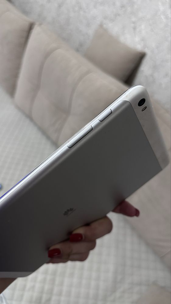 Планшет HUAWEI MediaPad T1 10