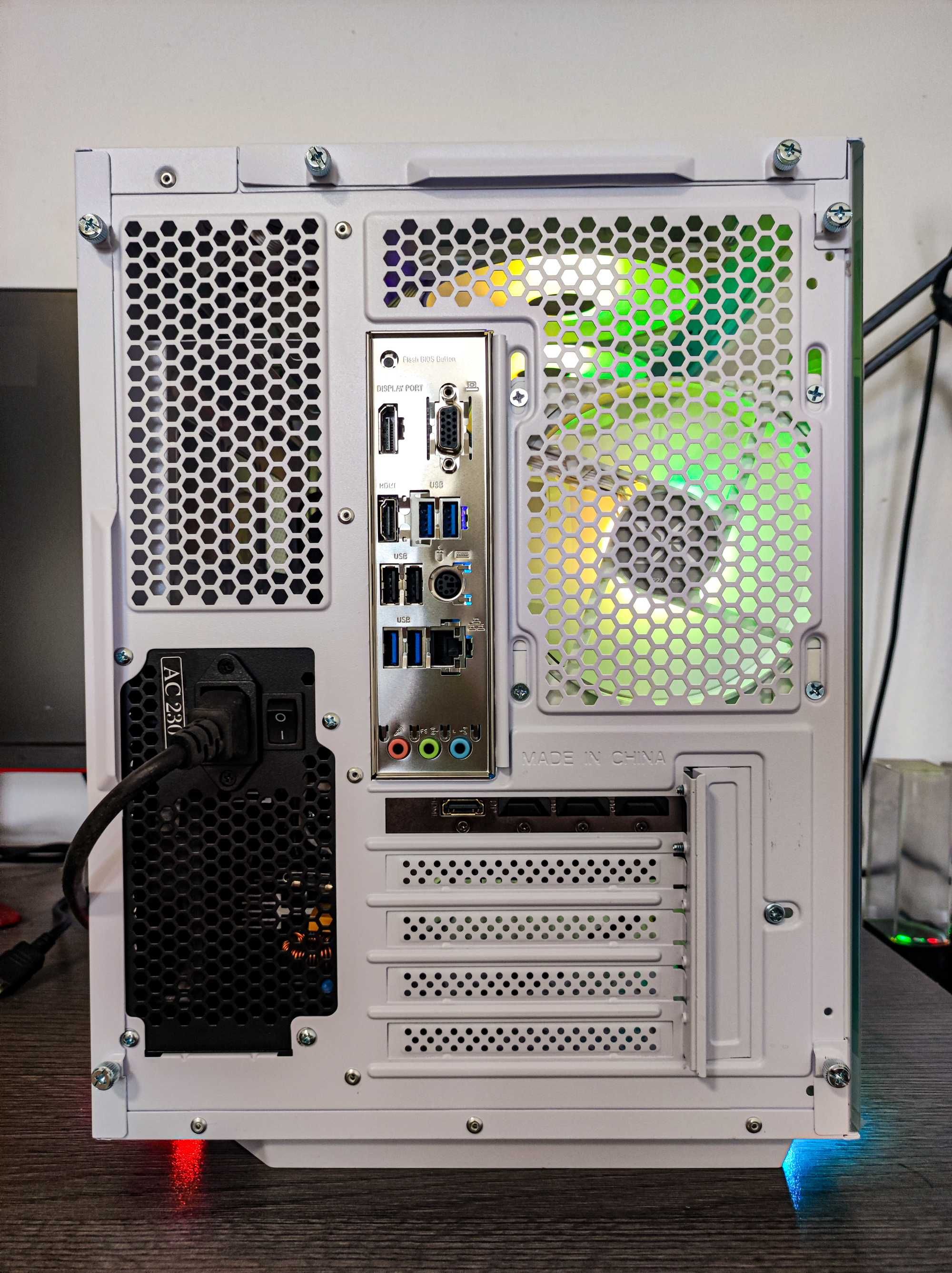 Нов! Ryzen 7 5700, RTX 5060, 32GB RAM, 1TB SSD NVMe