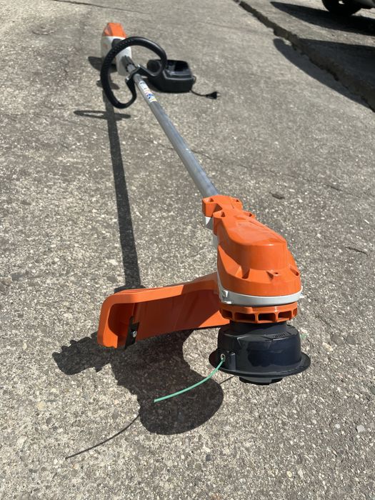 Motocoasa cu acumulator Stihl FSA 60 R