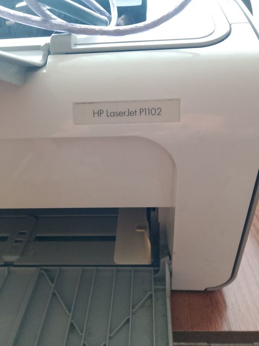 Продам принтер лазерный