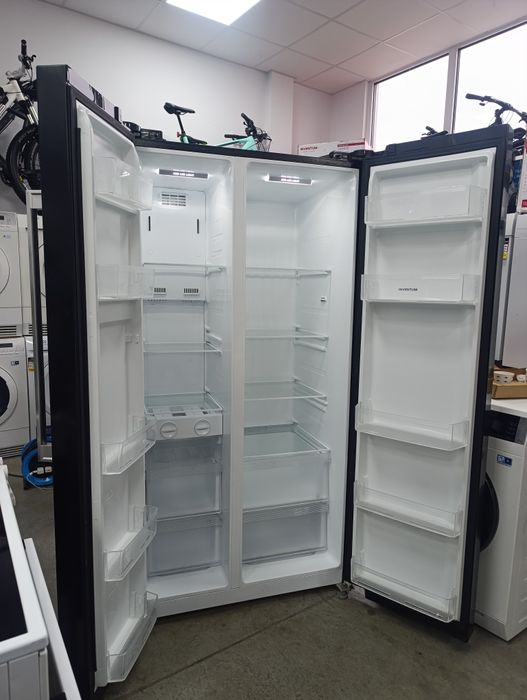 Американски двукрилен Хладилник Inventum