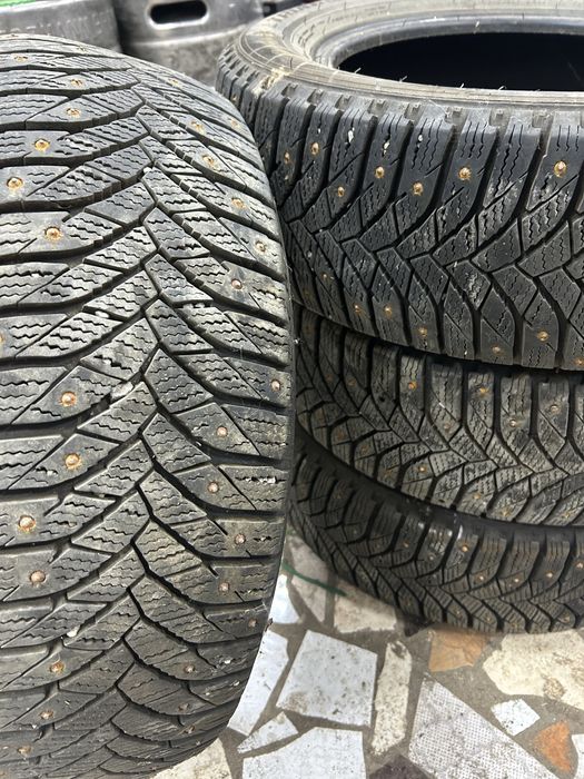 Резины с шипами 205/60/16