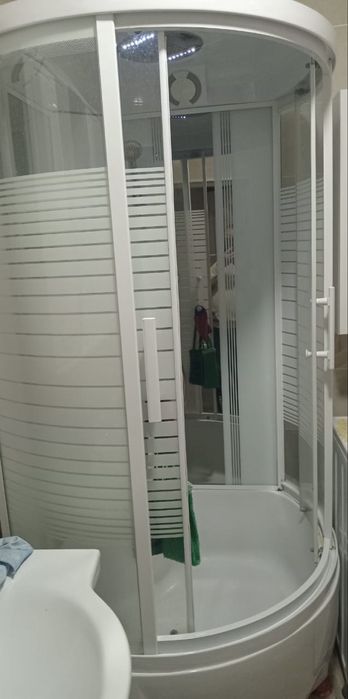Продам душевую кабину