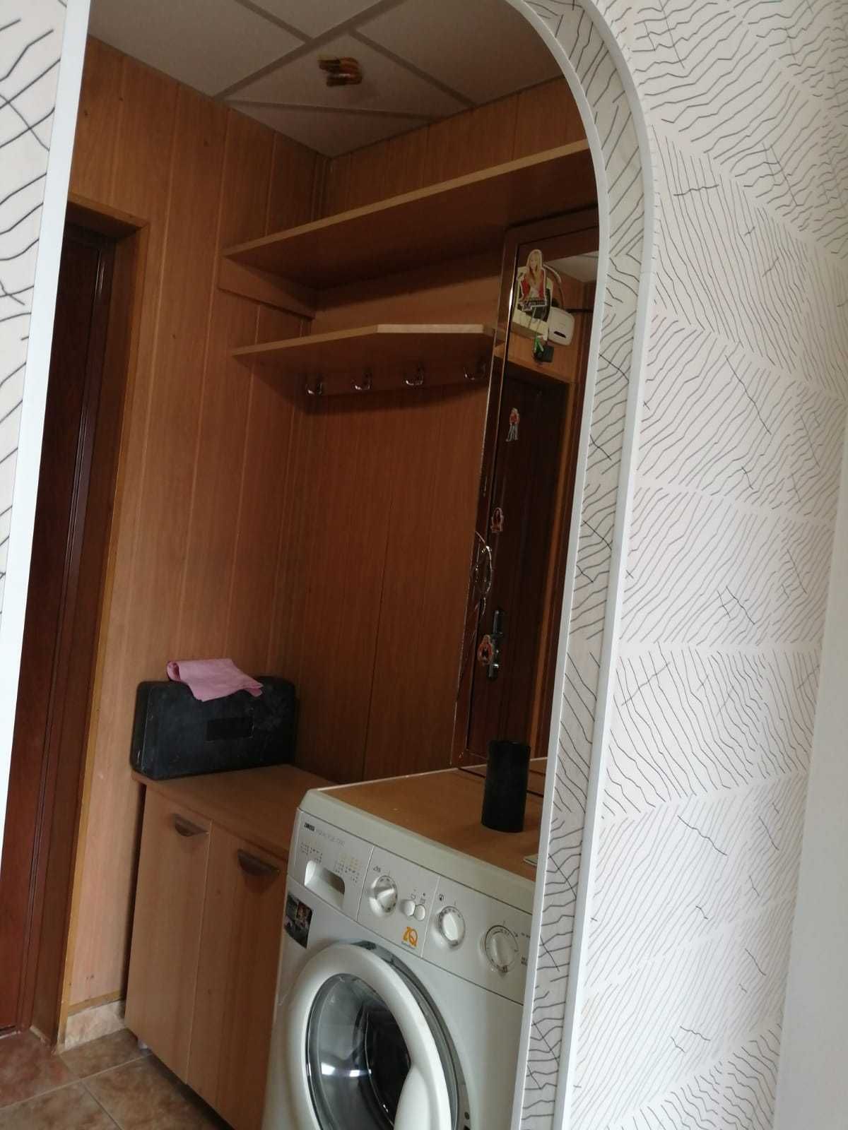 Vând cameră de cămin