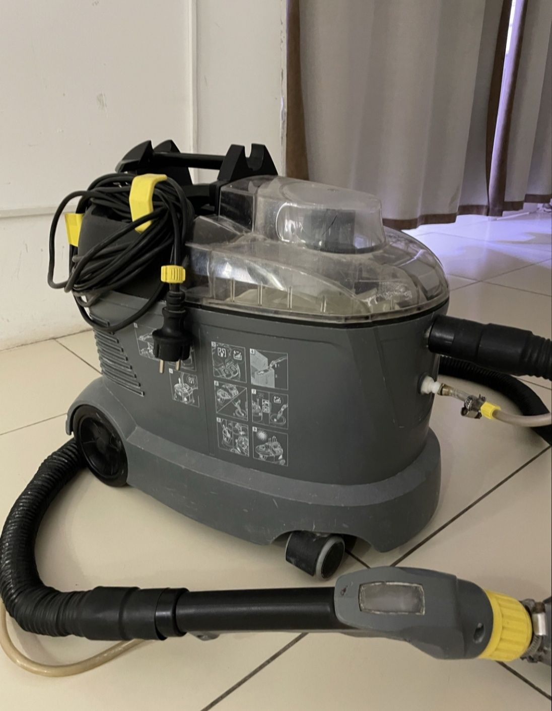 Karcher puzzi 8/1 Карчер моющие пылесос
