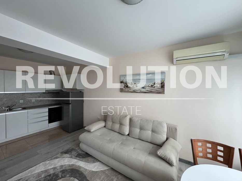 Дава се под наем Двустаен апартамент в Варна, Цветен квартал - 55 кв.м за 450 € - Снимка #1