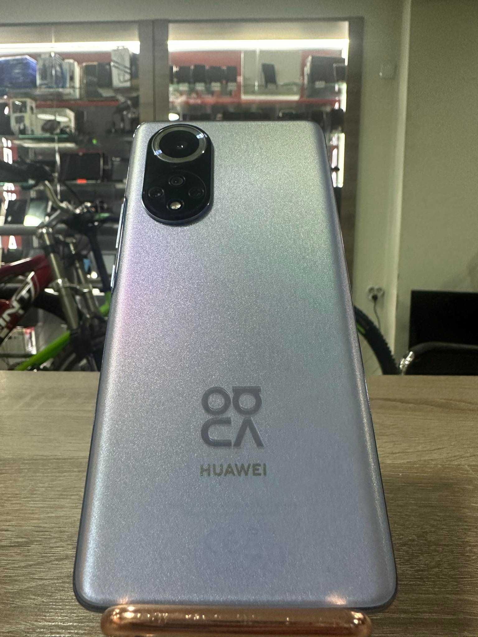 Продавам Мобилен Телефон Huawei Nova 9
