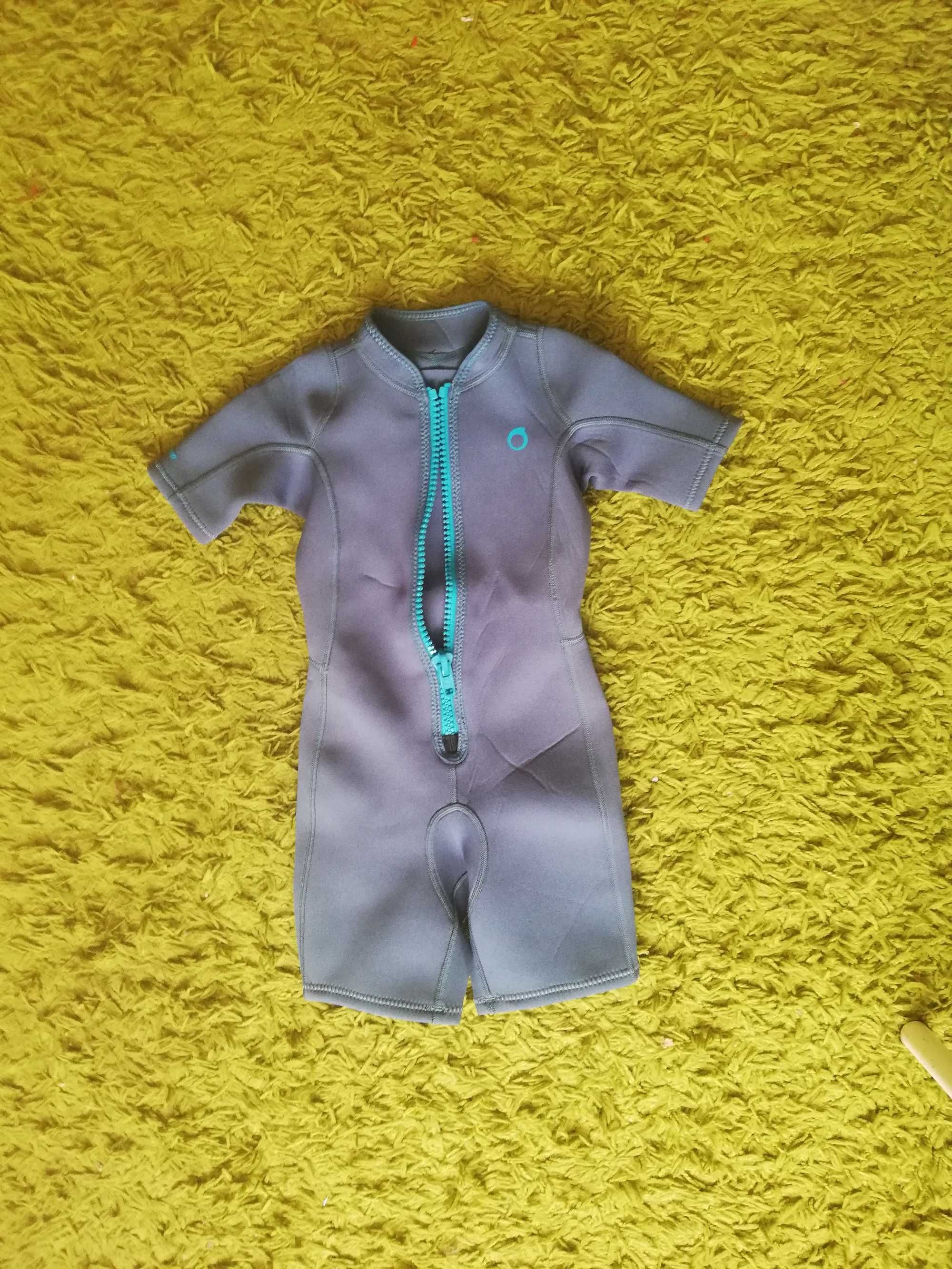 Costume neopren - marimi mici si medii