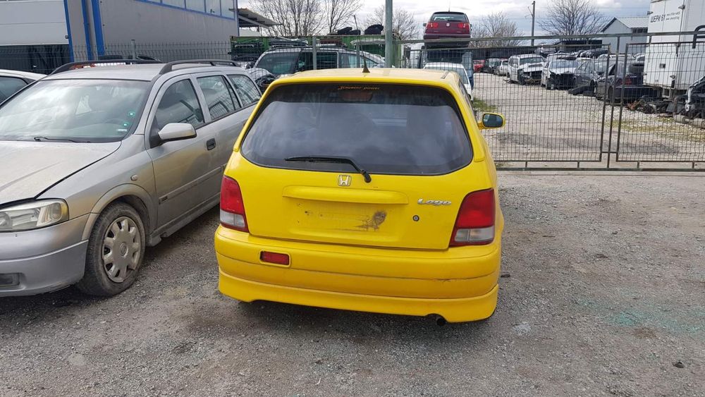 Хонда Лого 1.3 бензин 1999г