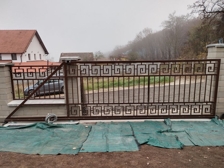 Confecții metalice. Porți,balustrade,copertine din inox și fier forjat