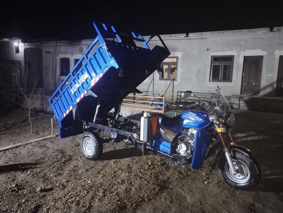 Xunjey moto sotiladi