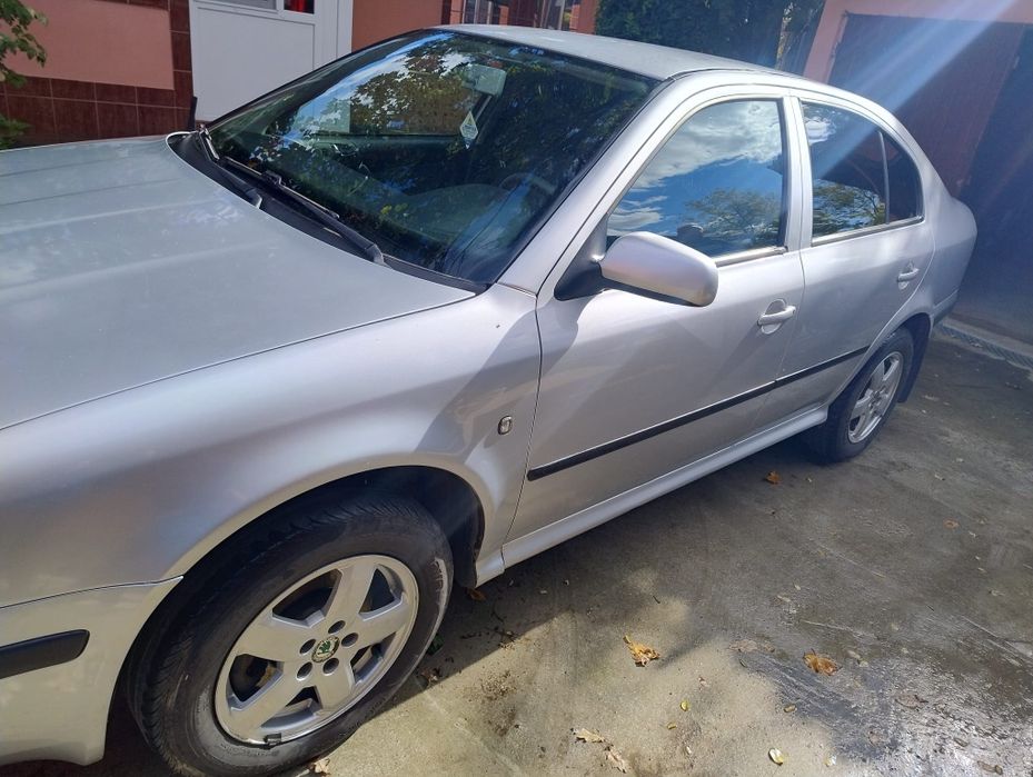 Octavia Tour,1,9 AXR