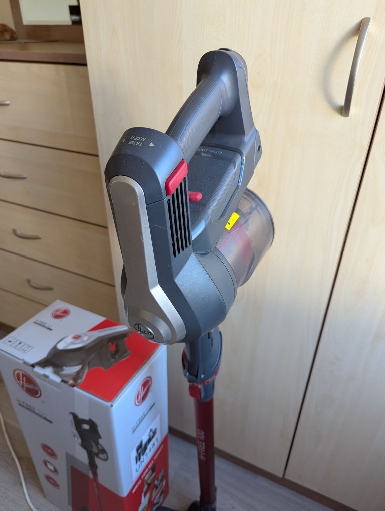 Прахосмукачка Hoover H-Free 100 с батерия