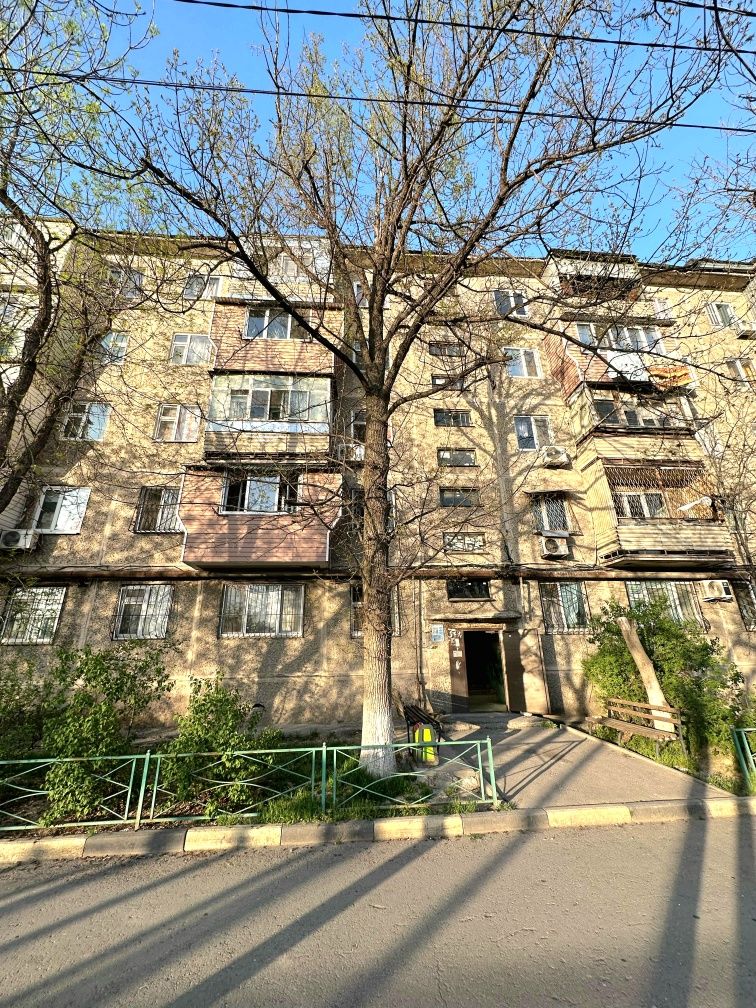 Благоустроенная 3-х комнатная квартмра пр.Кабанбай Батыра.