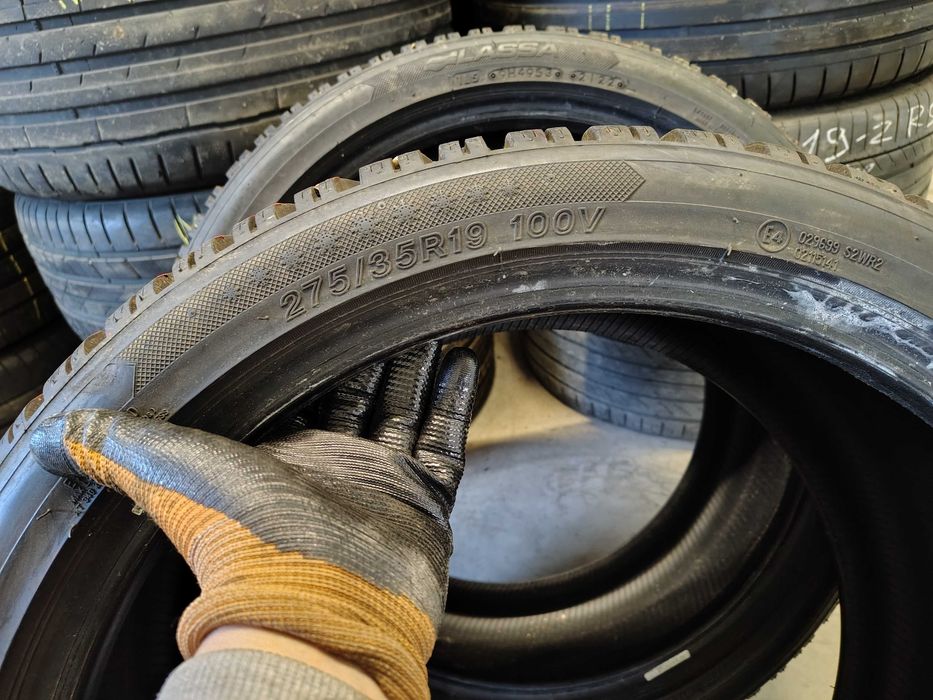 2бр.ПОЧТИ НОВИ зимни гуми LASSA 275 35 19 DOT21 цена за брой